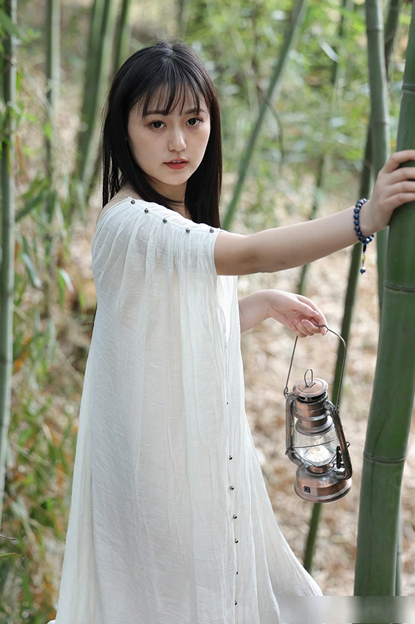 素人美女模特@糖糖 白衣竹林露出无圣光2